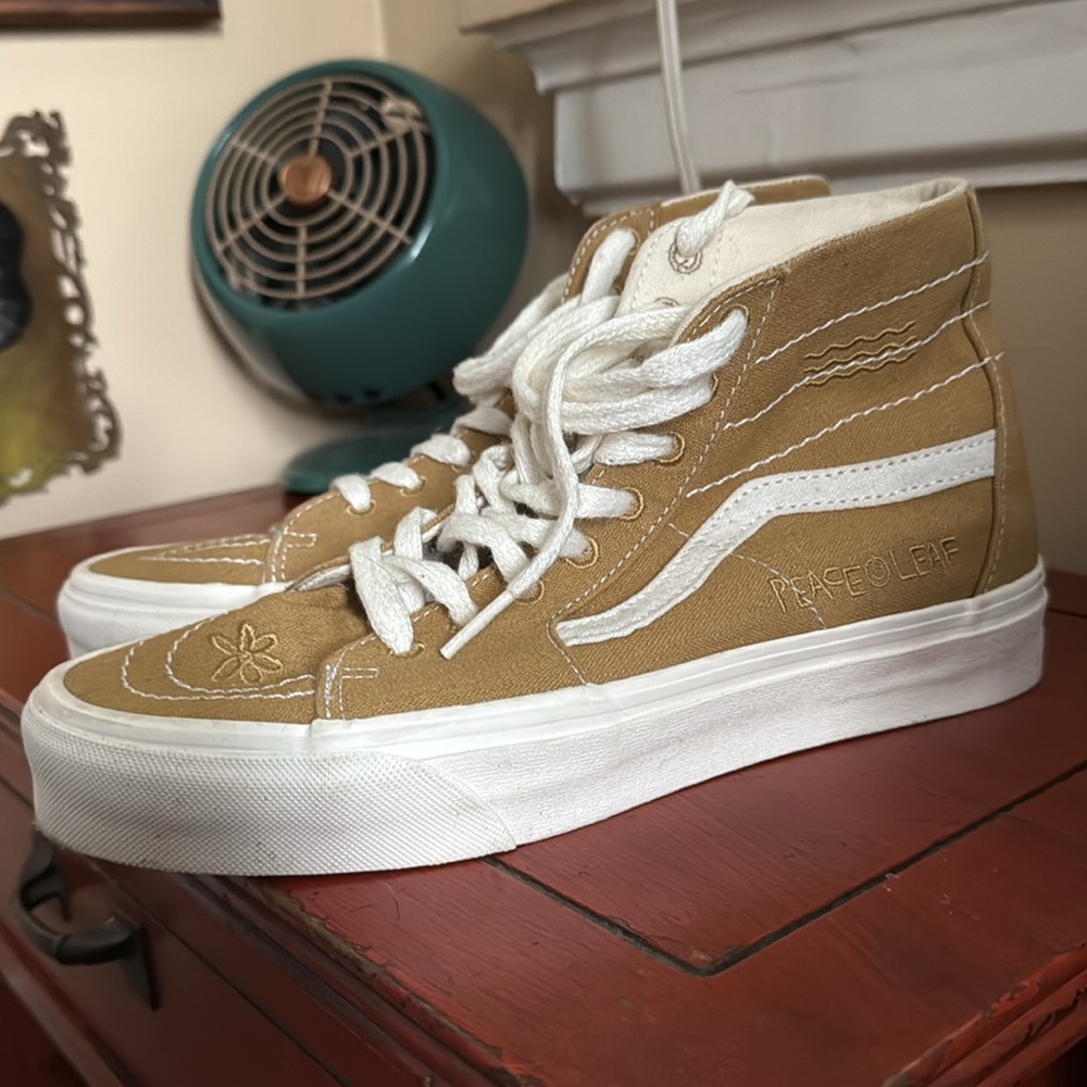 VANS Sk8-Hi Eco Theory Tapered Hemp Peace Leaf Mens 7 Womens 8.5 Mustard Gold